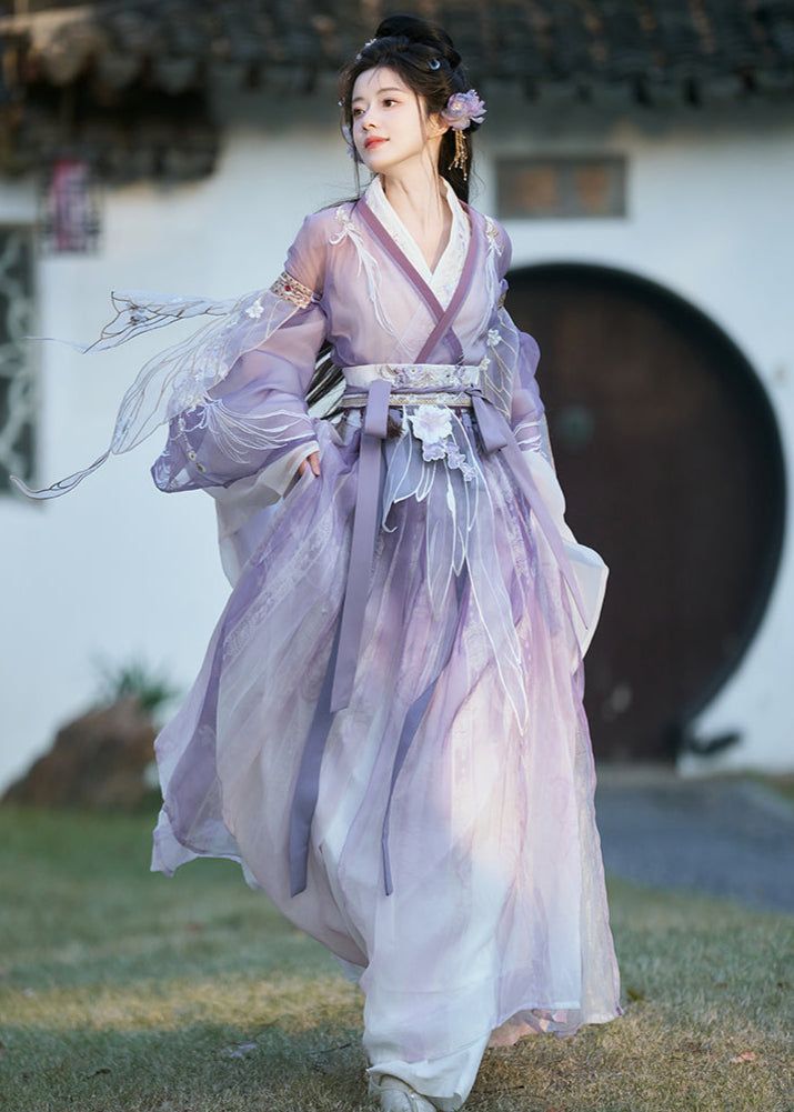 Qiao Yun Cheongsam:Embodying Traditional Elegance Qiao Yun Cheongsam:Embodying Traditional Elegance