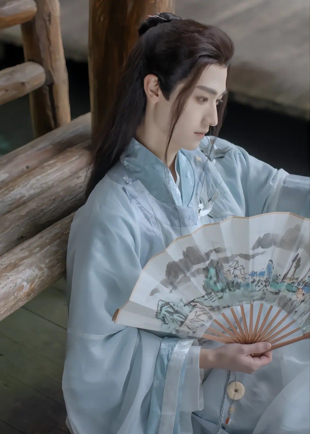 The Rise of Short-Style Hanfu Robes:A Glance into Traditional Chinese Elegance The Rise of Short-Style Hanfu Robes:A Glance into Traditional Chinese Elegance