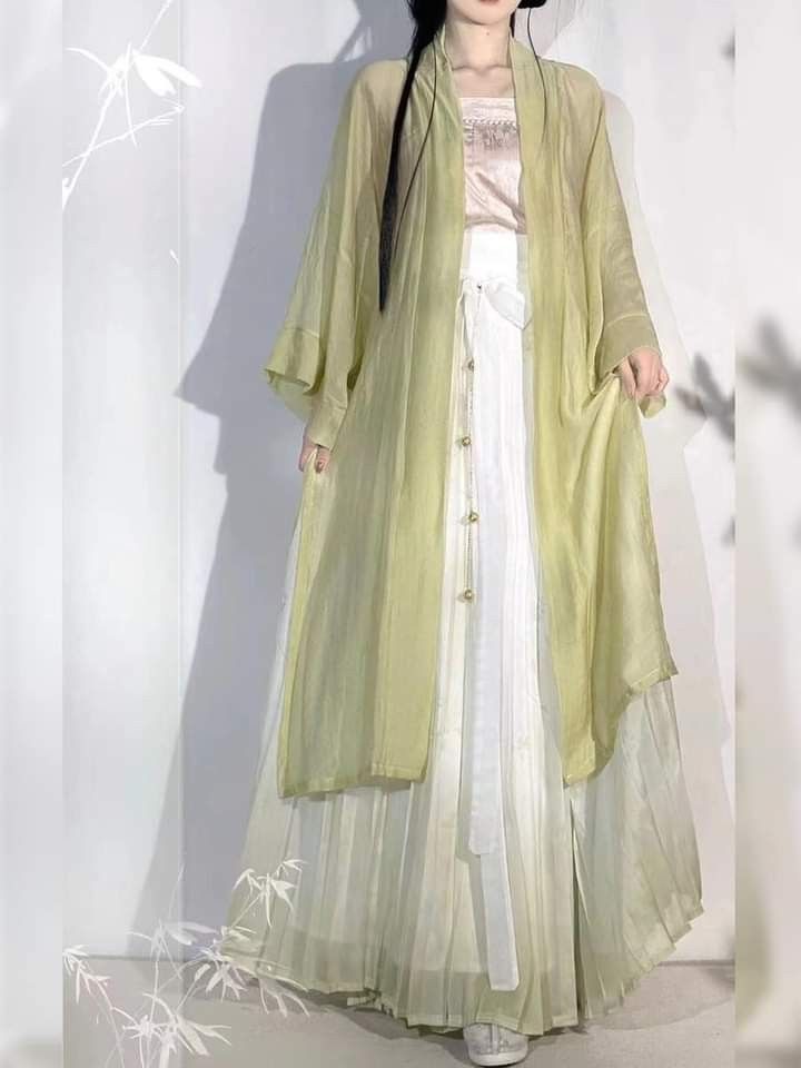 Redesigning Cheongsam for Short-Stature Women:A Focus on 150cm Figures