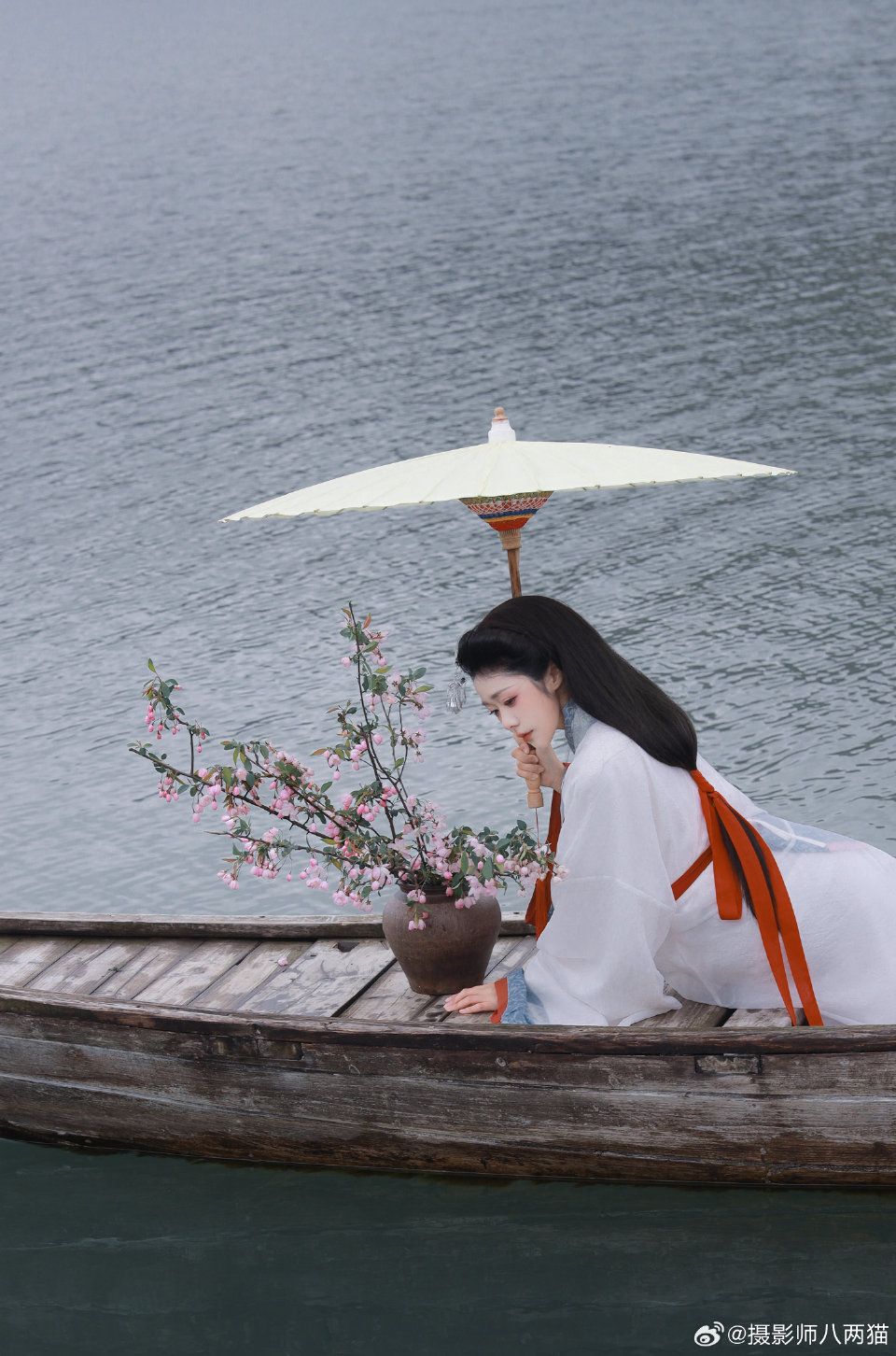 The Mermaids Tears in Traditional Hanfu Fashion The Mermaids Tears in Traditional Hanfu Fashion
