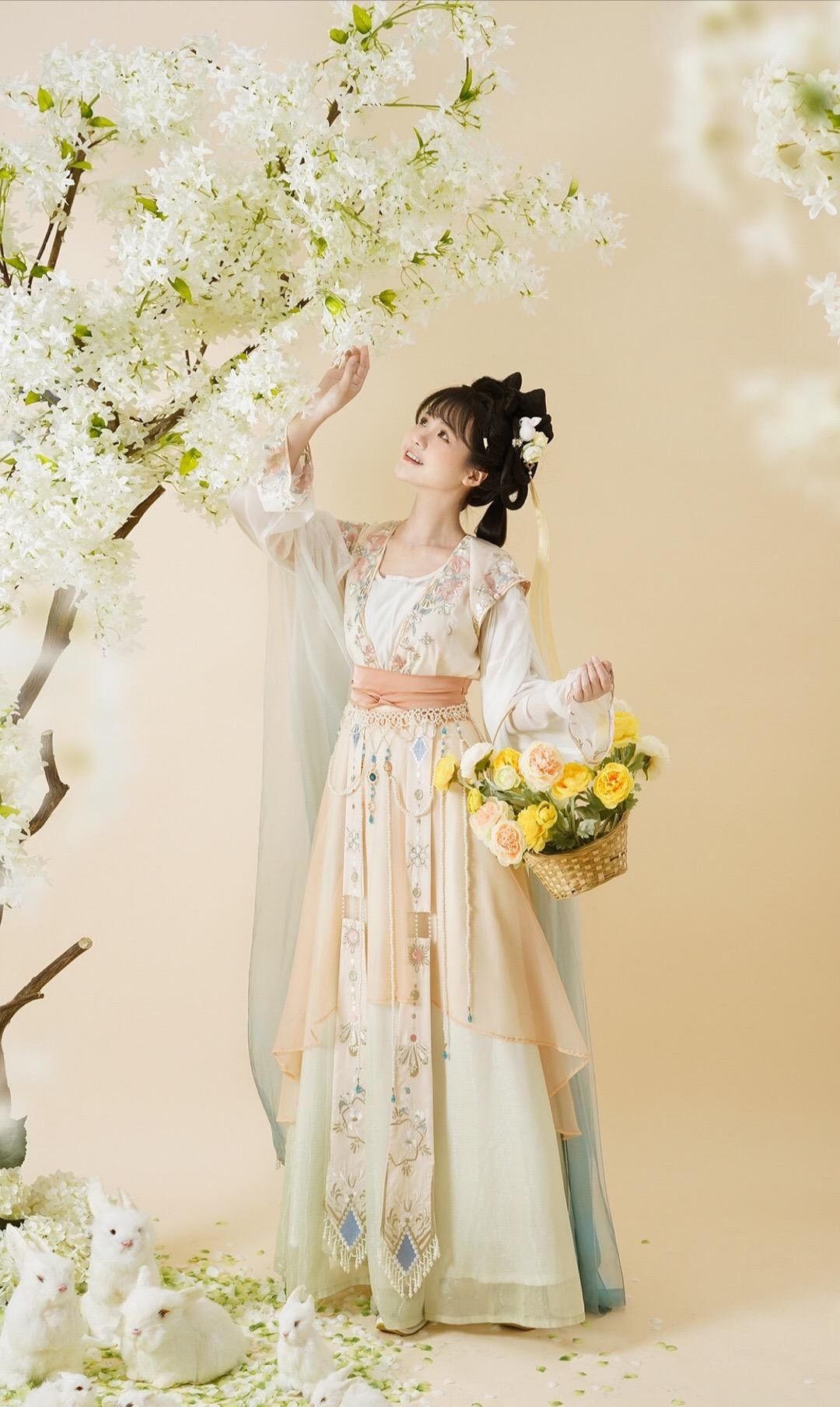 Winter Fashion for Girl Kids in Chinese Style:The Horseface Skirt Winter Fashion for Girl Kids in Chinese Style:The Horseface Skirt