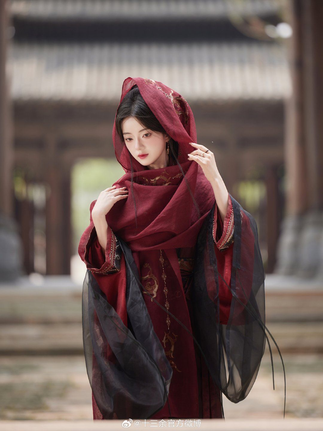 The Splendor of Hanfu Fashion in the Nine-and-Half-Year-Old Child The Splendor of Hanfu Fashion in the Nine-and-Half-Year-Old Child