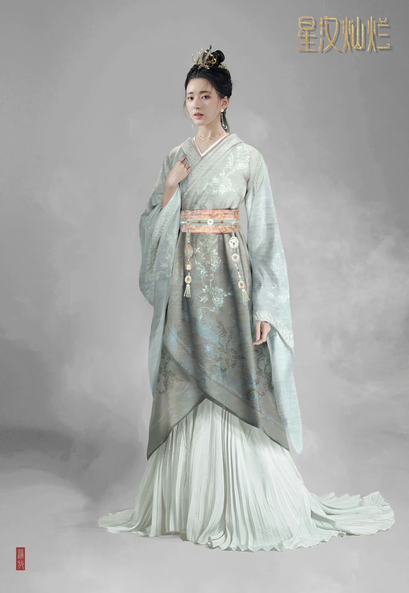 The Splendor of Yellow Hanfu:The Wei and Jin Fashion The Splendor of Yellow Hanfu:The Wei and Jin Fashion