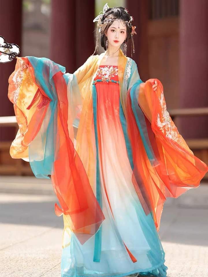 Winter and Autumn Fashion for Little Girls in Traditional Hanfu Costumes Winter and Autumn Fashion for Little Girls in Traditional Hanfu Costumes