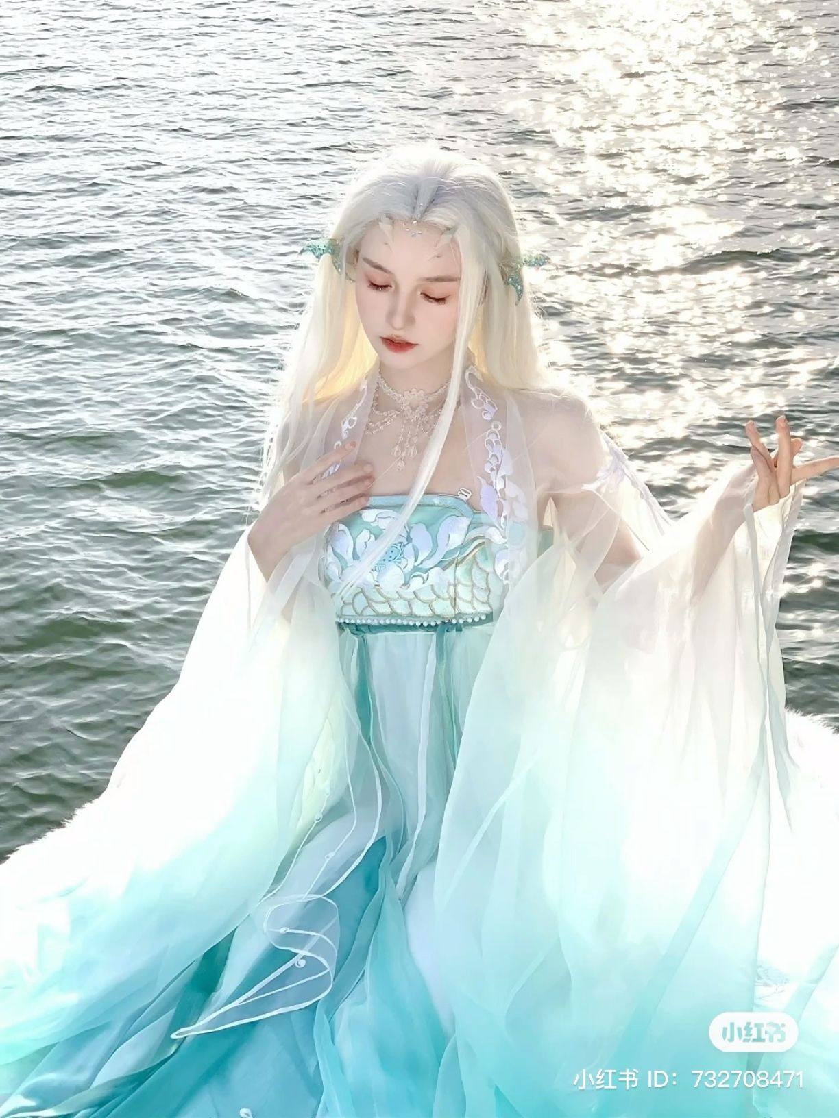 Blue-Hued Hanfu Costumes for Young Girls:Embracing Traditional Elegance Blue-Hued Hanfu Costumes for Young Girls:Embracing Traditional Elegance