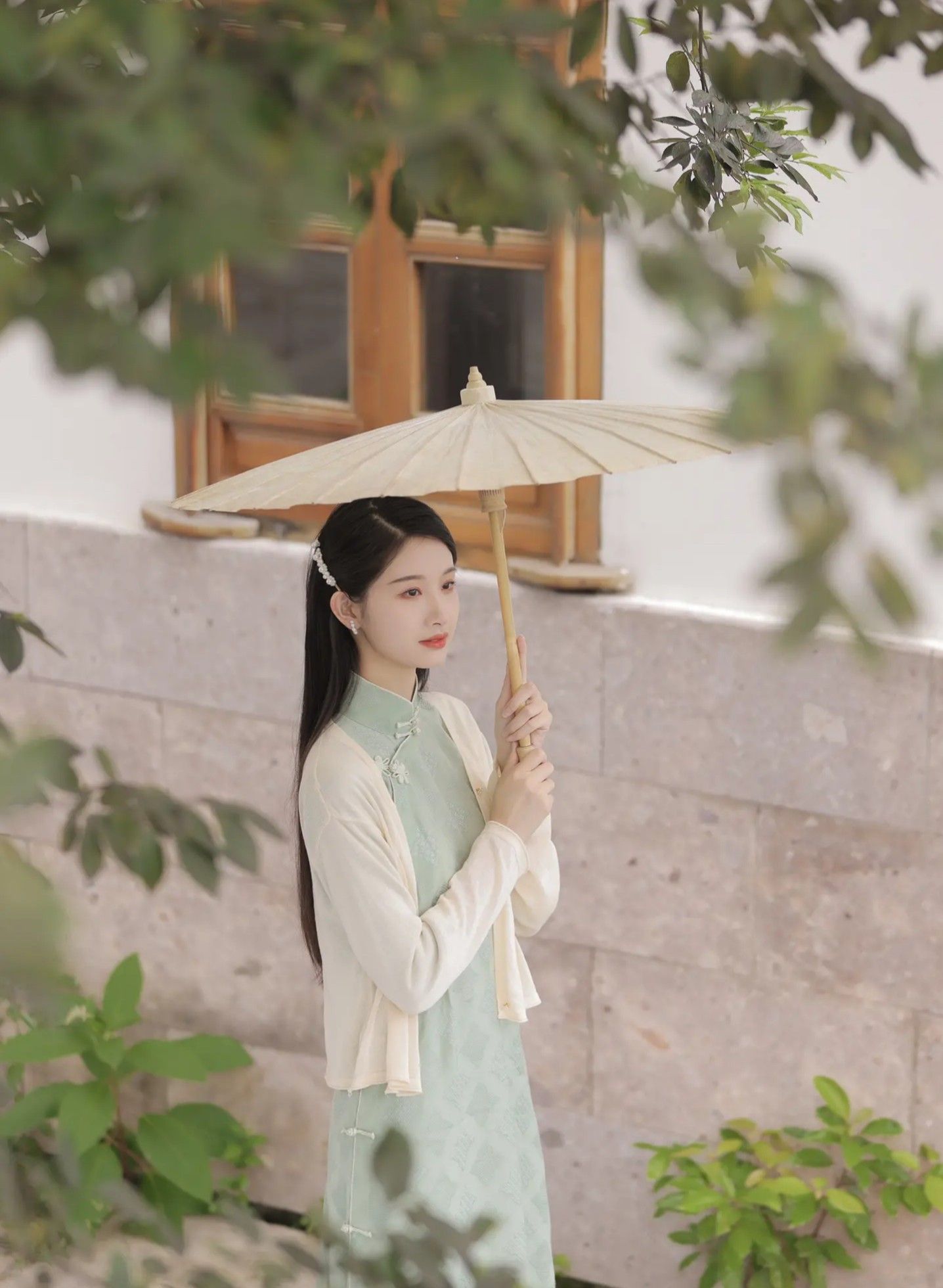 The Rise of Traditional Chinese Fashion:The Story of the Hanfu Enthusiasts The Rise of Traditional Chinese Fashion:The Story of the Hanfu Enthusiasts