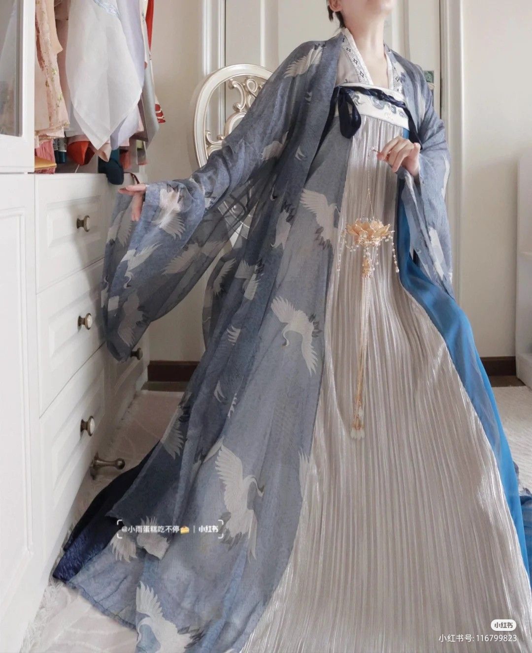 The Charm of Short-Style Overlays on Horseface Skirt The Charm of Short-Style Overlays on Horseface Skirt