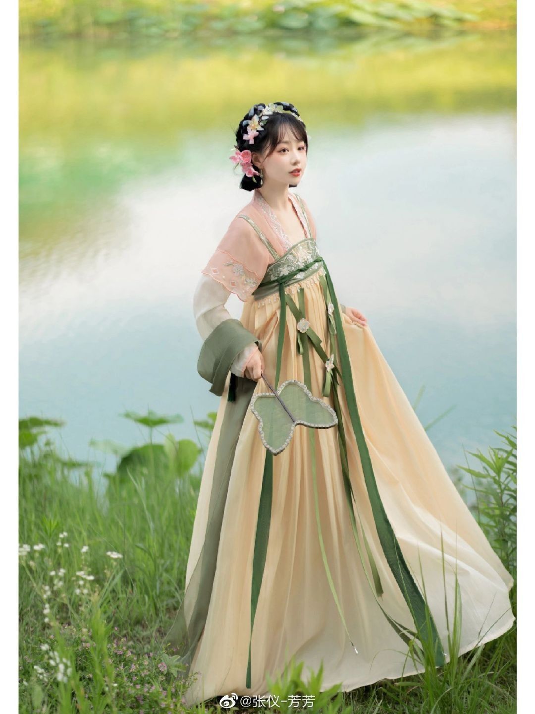 Childrens Horseface Skirt:The Lower Half Fashion Trend Childrens Horseface Skirt:The Lower Half Fashion Trend
