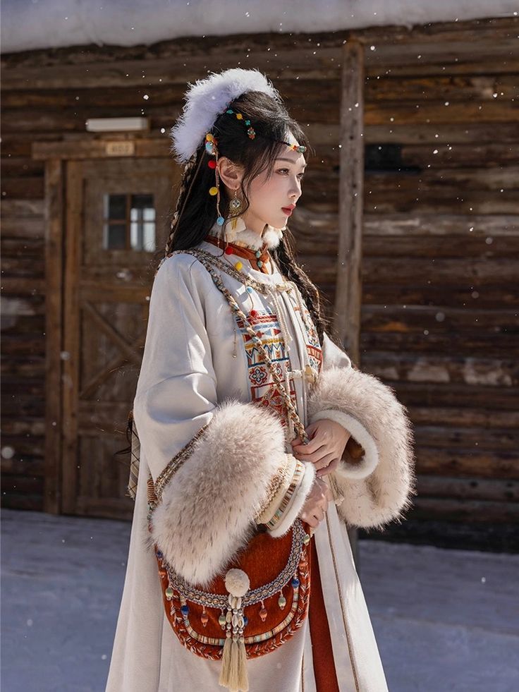 The Evolution of Hanfu as Modernized Best Man Attire The Evolution of Hanfu as Modernized Best Man Attire