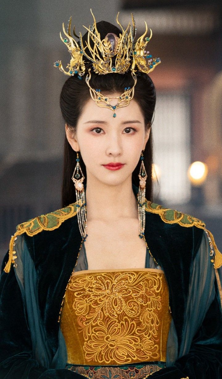 Embracing the New Era:The Latest Cheongsam Skirt Styles for Women Embracing the New Era:The Latest Cheongsam Skirt Styles for Women