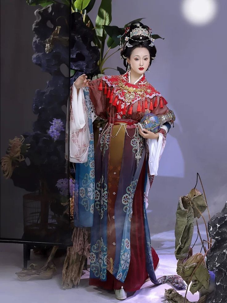 Elegant Hanfu Jacket paired with Vibrant Red Horse-Face Skirt:A Fashion Fusion Elegant Hanfu Jacket paired with Vibrant Red Horse-Face Skirt:A Fashion Fusion