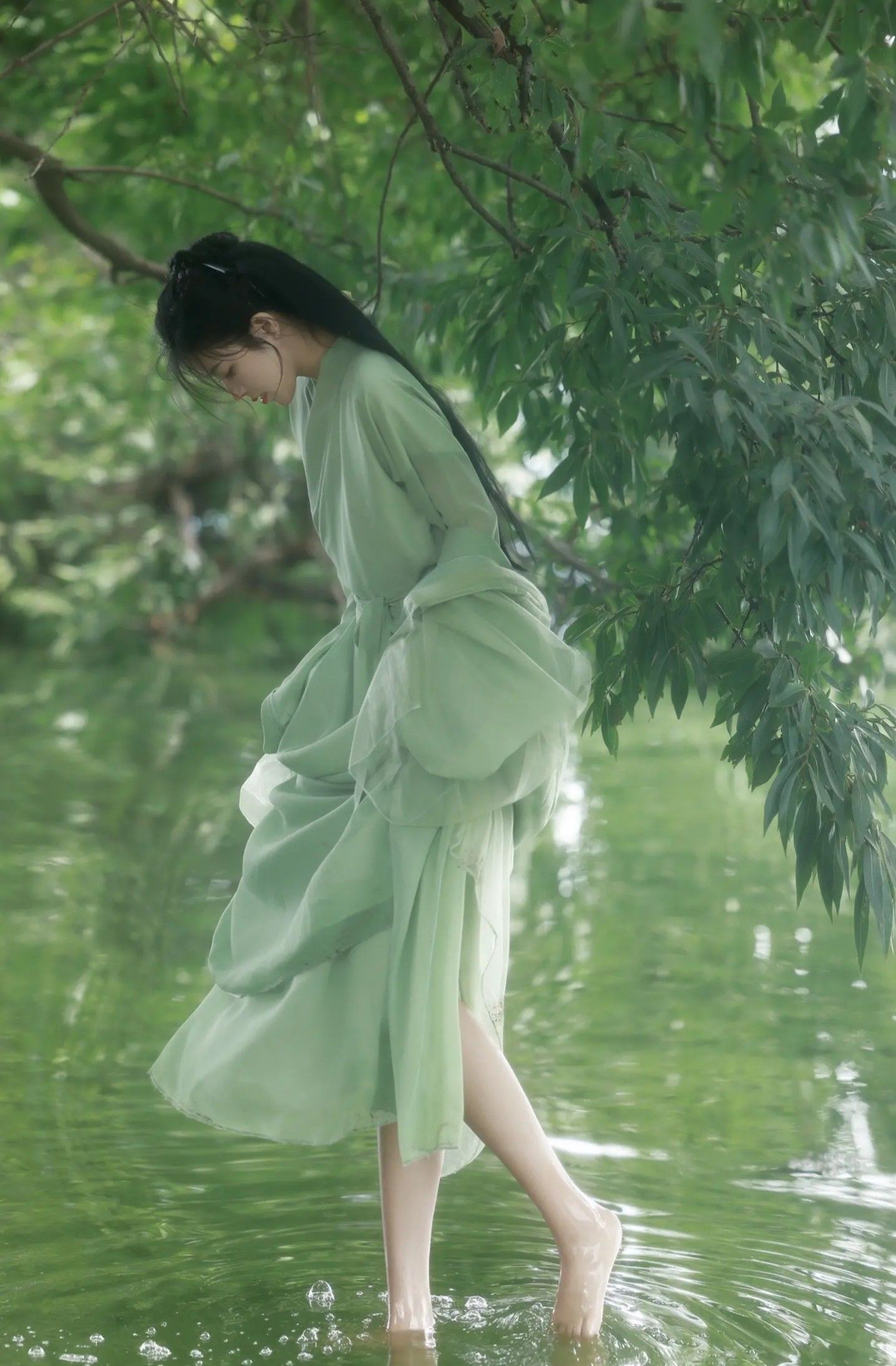 Embroidered Cheongsam Mini Skirt:A Glance at Traditional Elegance Embroidered Cheongsam Mini Skirt:A Glance at Traditional Elegance