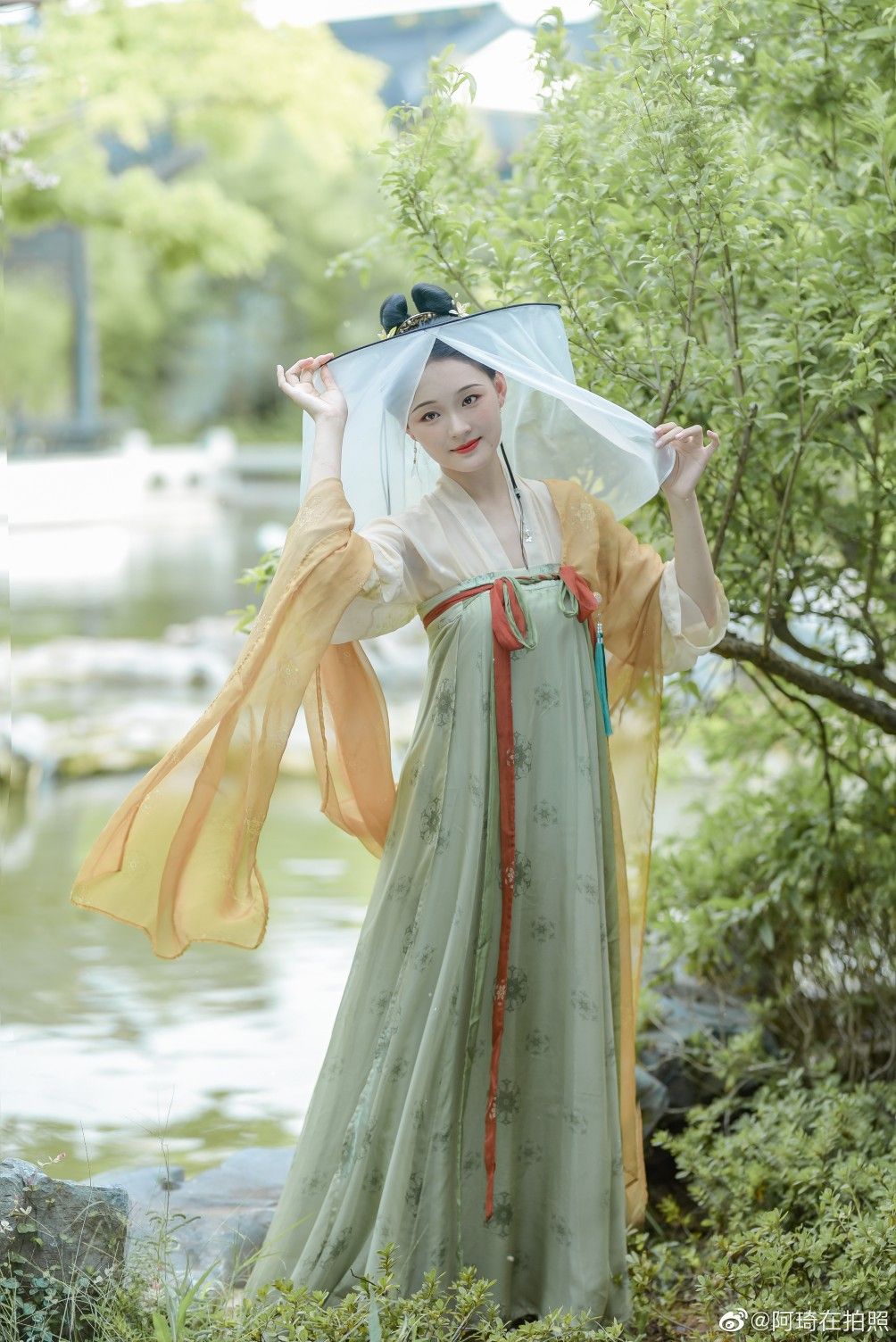 Traditional Elegance:The Art of Womens Tang Suit Set Traditional Elegance:The Art of Womens Tang Suit Set