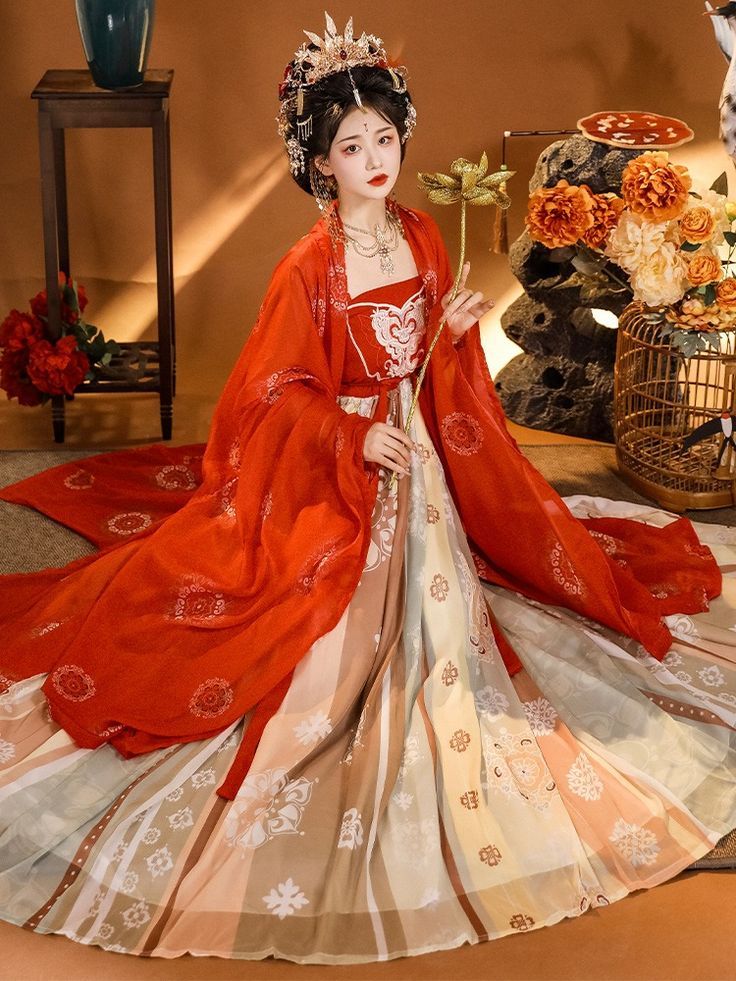 Vintage Qipao:The Revival of Classic Chinese Elegance Vintage Qipao:The Revival of Classic Chinese Elegance