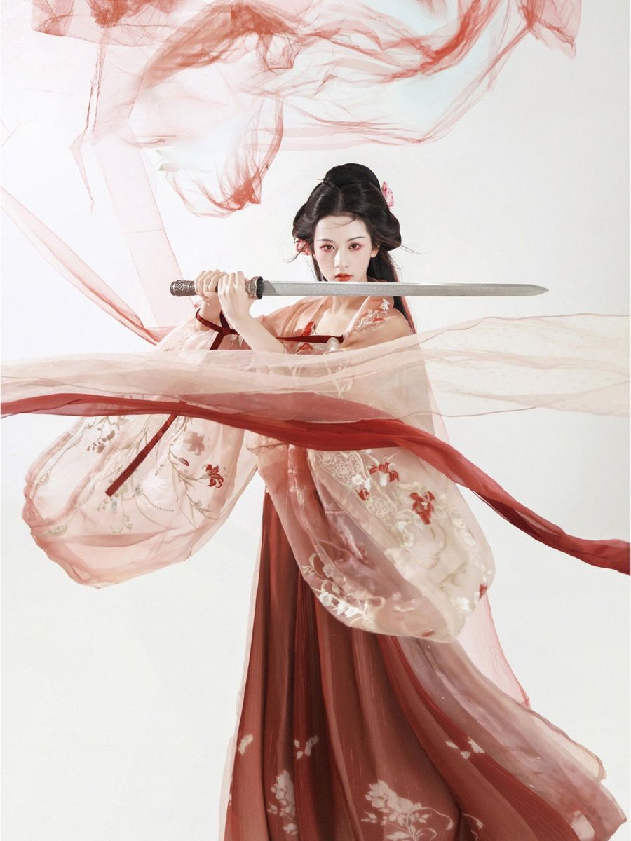 Summer Cheongsam Ensemble Embracing the Elegance of a Qipao Woman Summer Cheongsam Ensemble Embracing the Elegance of a Qipao Woman