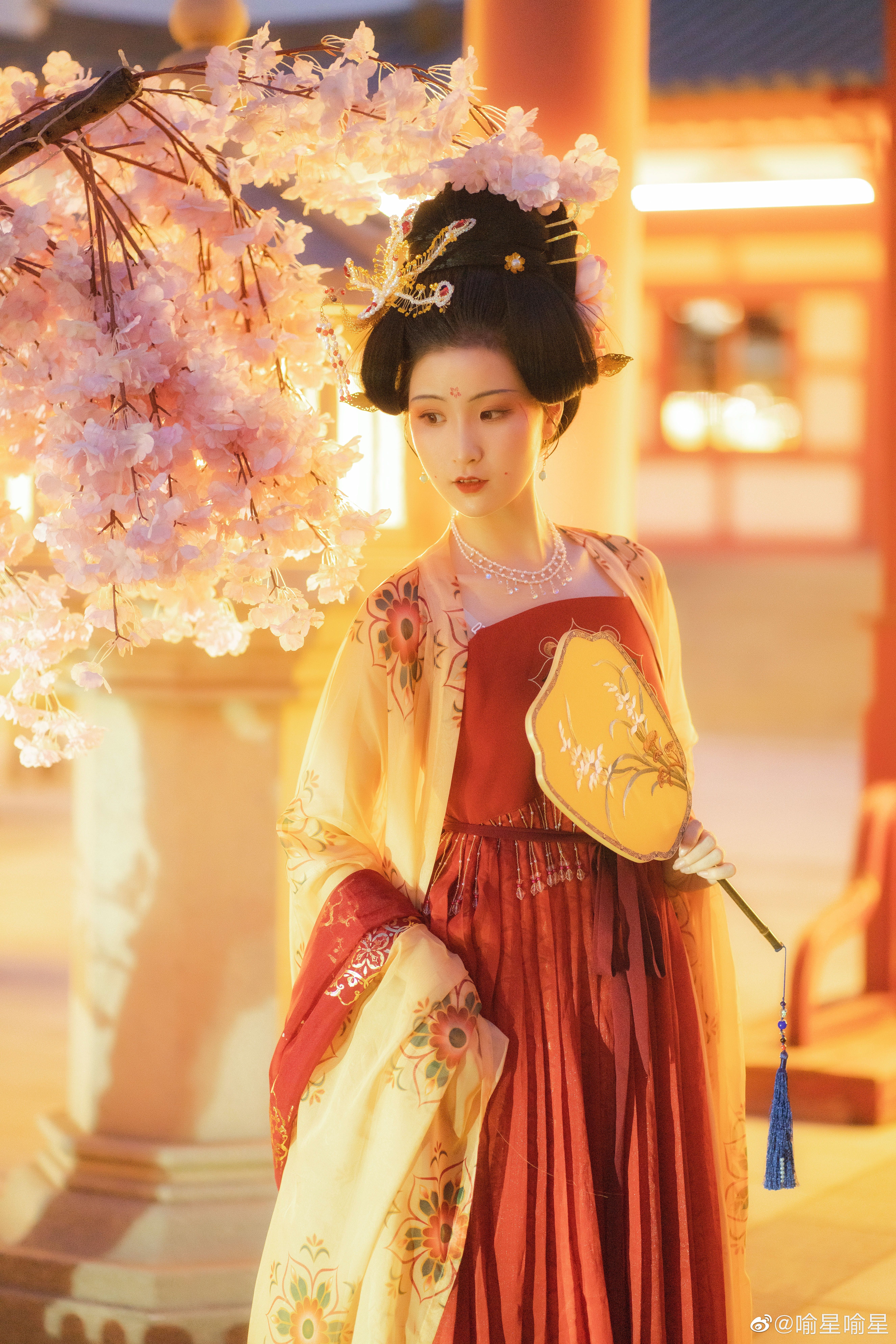 Short-Style Cheongsam for Women:The Newest Fashion Trend Short-Style Cheongsam for Women:The Newest Fashion Trend