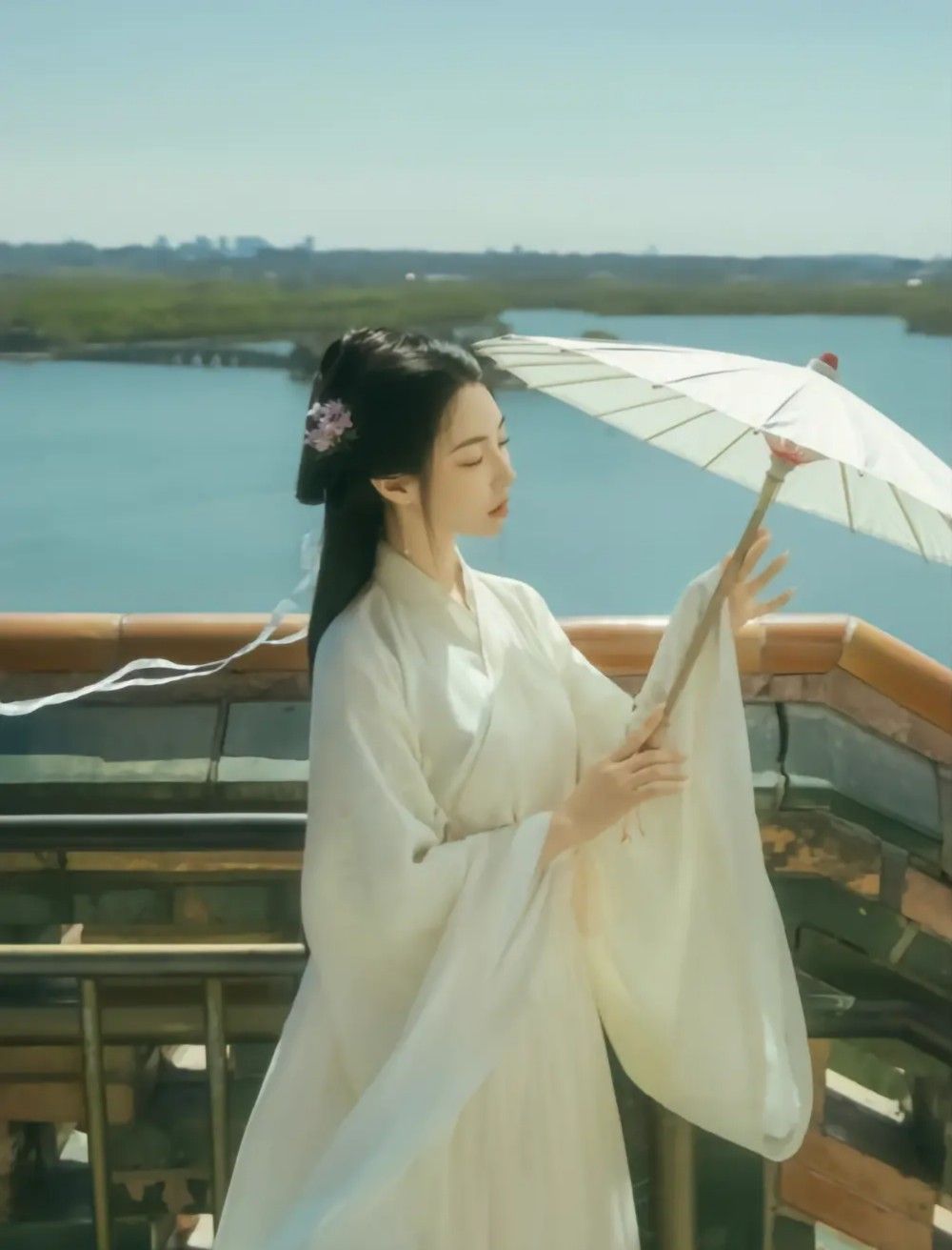 Blue Ancient Hanfu Costume for Little Girls:A Glimpse into Traditional Chinese Beauty Blue Ancient Hanfu Costume for Little Girls:A Glimpse into Traditional Chinese Beauty