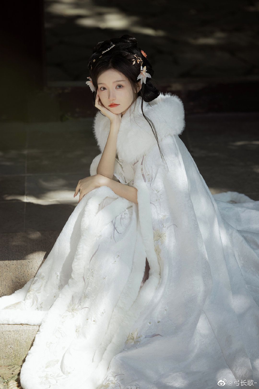Winter Hanfu Hair Accessories for Women:Exploring the Traditional Beauty of Hanfu Hair Styles Winter Hanfu Hair Accessories for Women:Exploring the Traditional Beauty of Hanfu Hair Styles