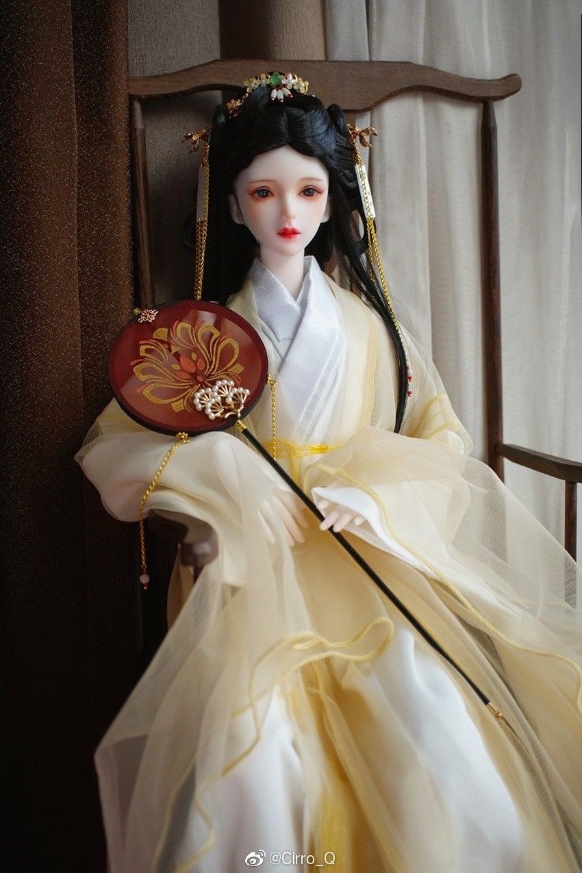 Order Your Traditional Chinese Wedding Gown:The Cheongsam with Long Sleeves Order Your Traditional Chinese Wedding Gown:The Cheongsam with Long Sleeves