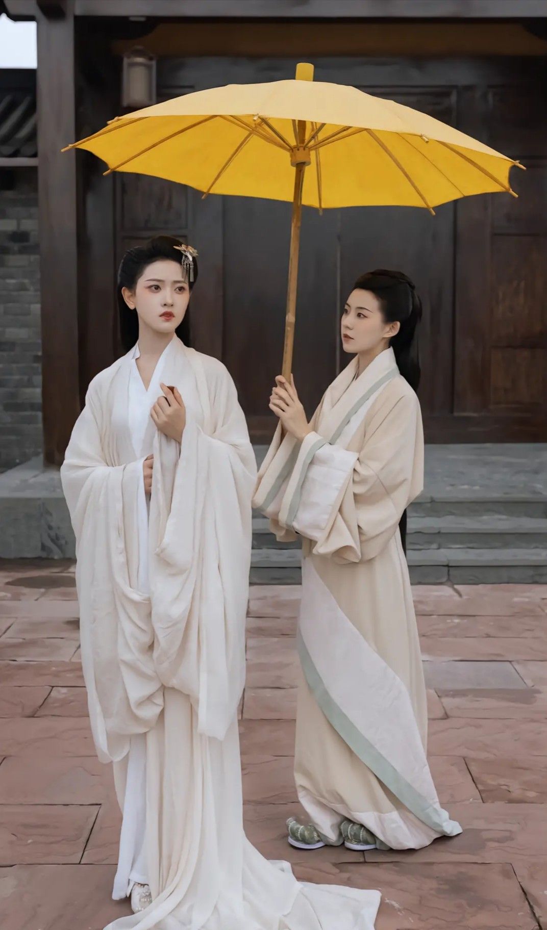 Hanfu Shoes for 10-Year-Old Girls:A Guide to Traditional Chinese Fashion Hanfu Shoes for 10-Year-Old Girls:A Guide to Traditional Chinese Fashion