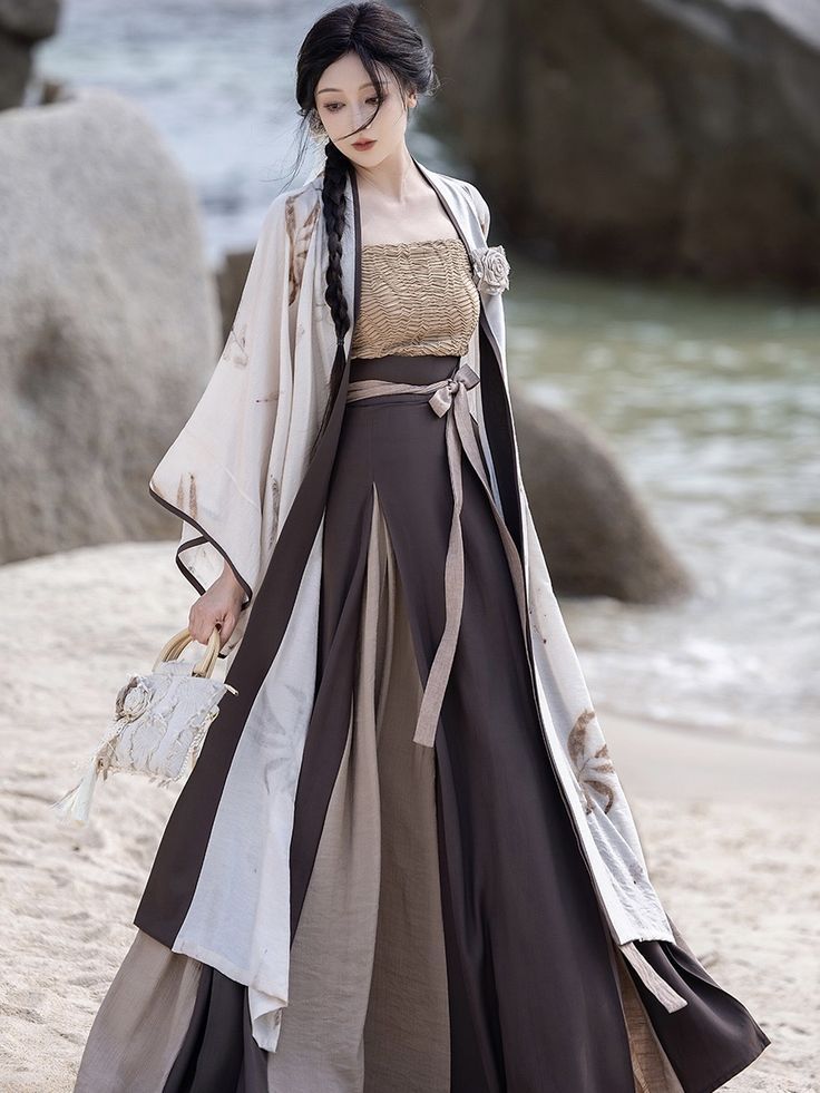 The Elegance of a Cape-Clad Cheongsam Woman The Elegance of a Cape-Clad Cheongsam Woman