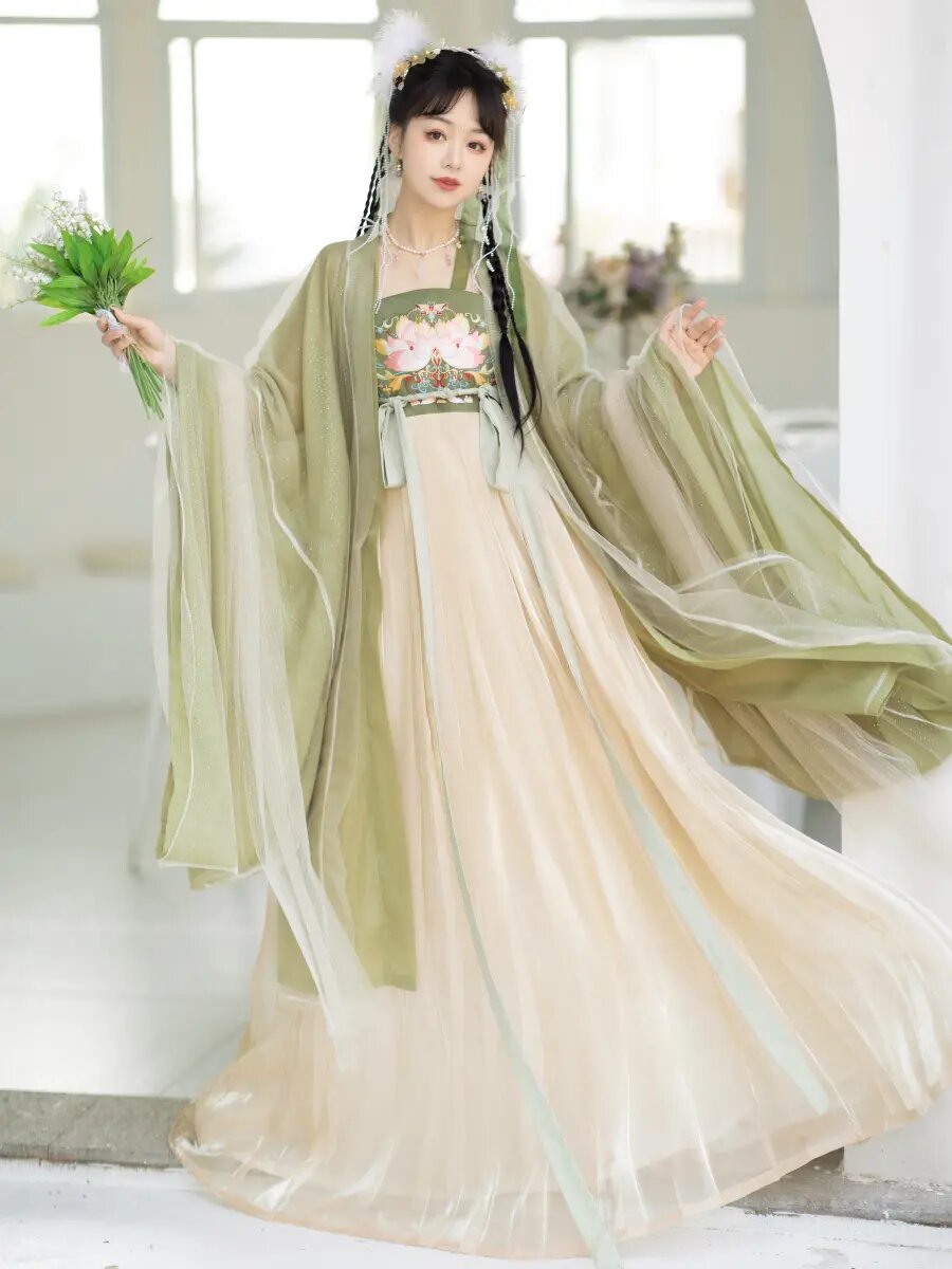 Exploring the Realm of Plus-Size Ancient Costumes:A Journey Through Time and Tradition Exploring the Realm of Plus-Size Ancient Costumes:A Journey Through Time and Tradition