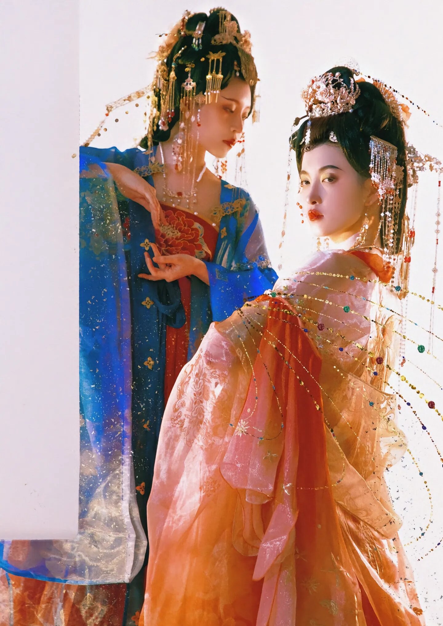 Exploring the Mermaids Paradise:The Splendor of Hanfu in the Coral Sea Exploring the Mermaids Paradise:The Splendor of Hanfu in the Coral Sea