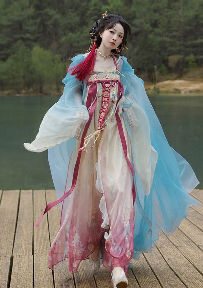 A Little Girls Journey into the World of Hanfu:A Tale of Ancient Elegance in Pink A Little Girls Journey into the World of Hanfu:A Tale of Ancient Elegance in Pink