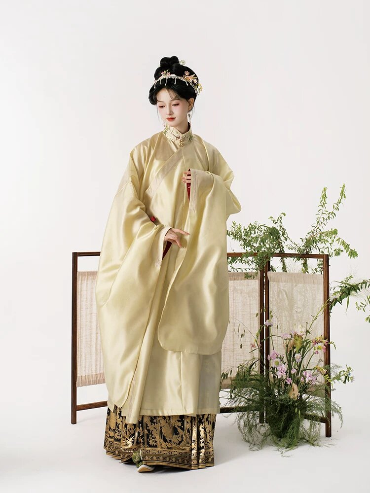 Petite Power:Styling the Cheongsam for a Summer Slim Look Petite Power:Styling the Cheongsam for a Summer Slim Look