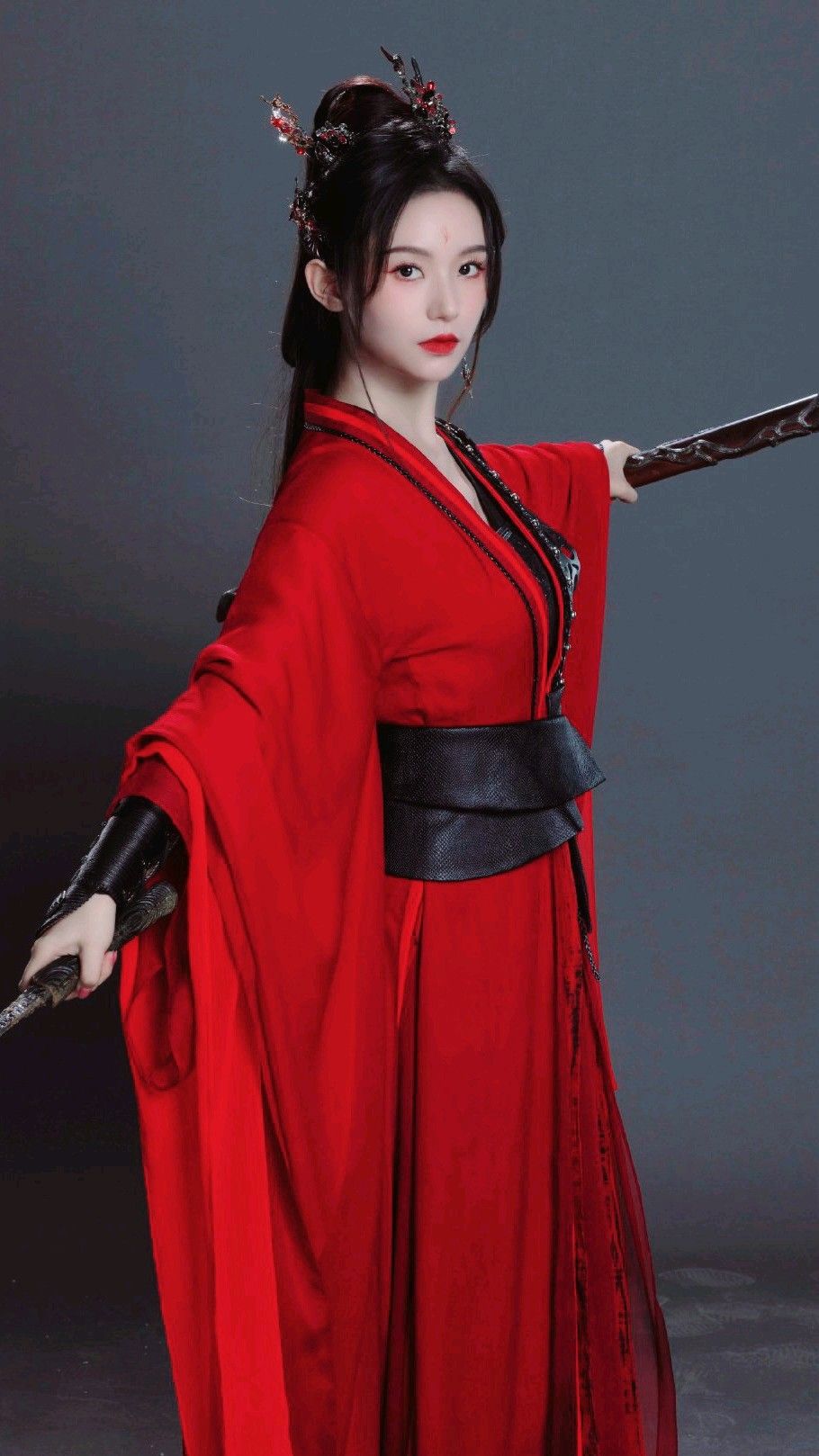 The Blue Beauty of Hanfu:Embracing Traditional Chinese Elegance The Blue Beauty of Hanfu:Embracing Traditional Chinese Elegance
