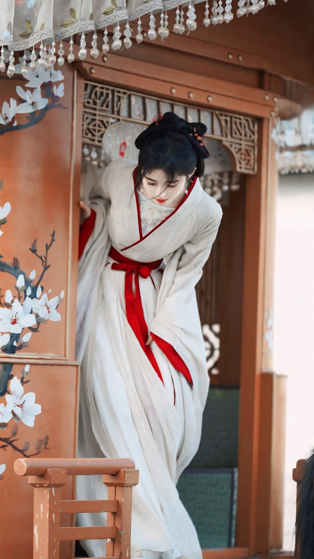 Traditional Chinese Style Cheongsam:A Summer Elegance Traditional Chinese Style Cheongsam:A Summer Elegance