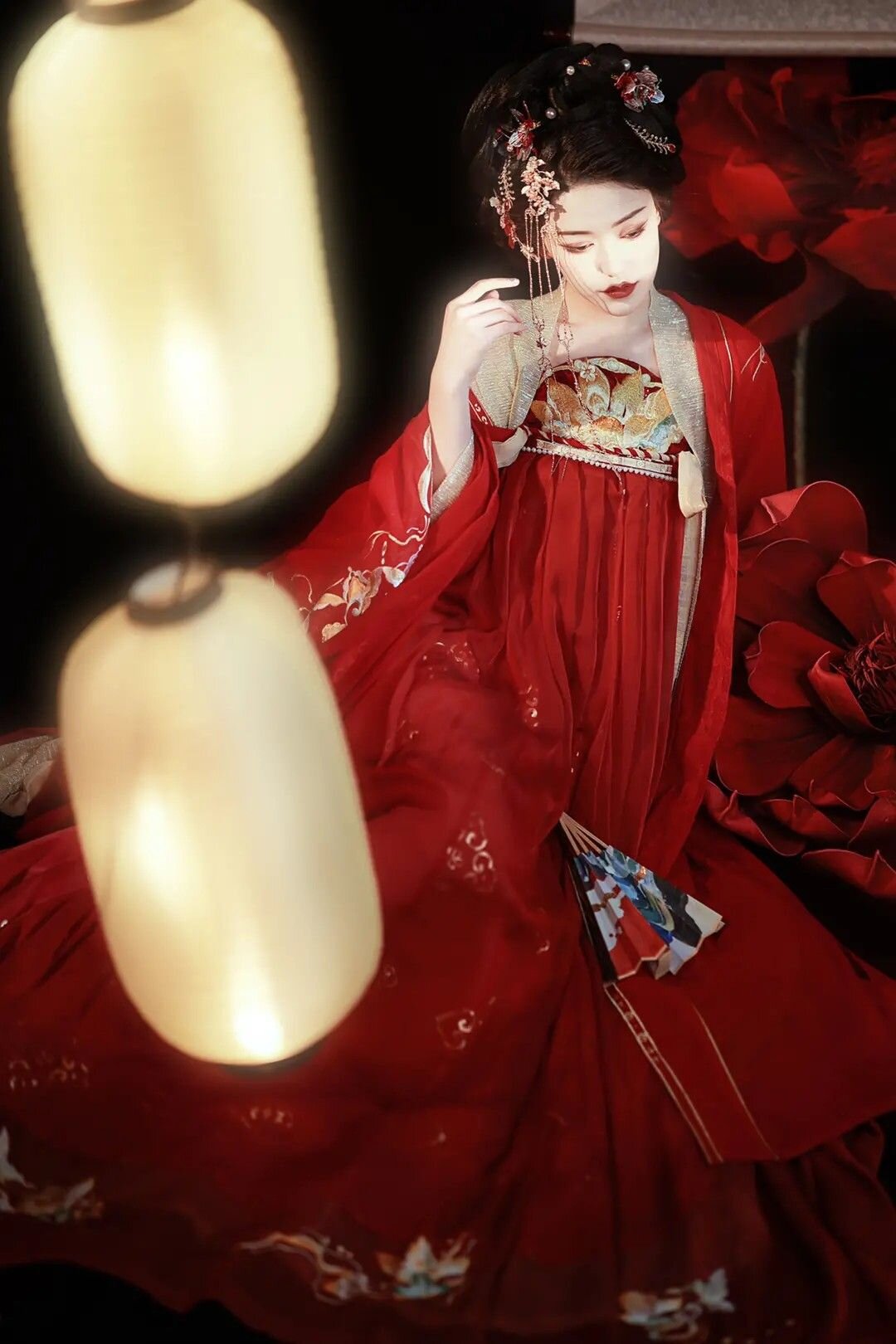 Complete Winter Hanfu Fashion:A Journey into Traditional Chinese Attire Complete Winter Hanfu Fashion:A Journey into Traditional Chinese Attire