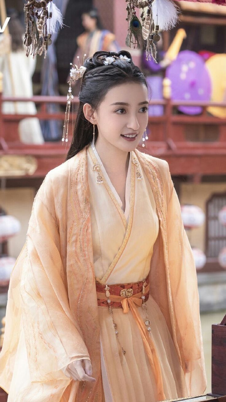 Fashionable Tang-Style Chinese-Inspired Womens Clothes for Autumn-Winter Season Fashionable Tang-Style Chinese-Inspired Womens Clothes for Autumn-Winter Season