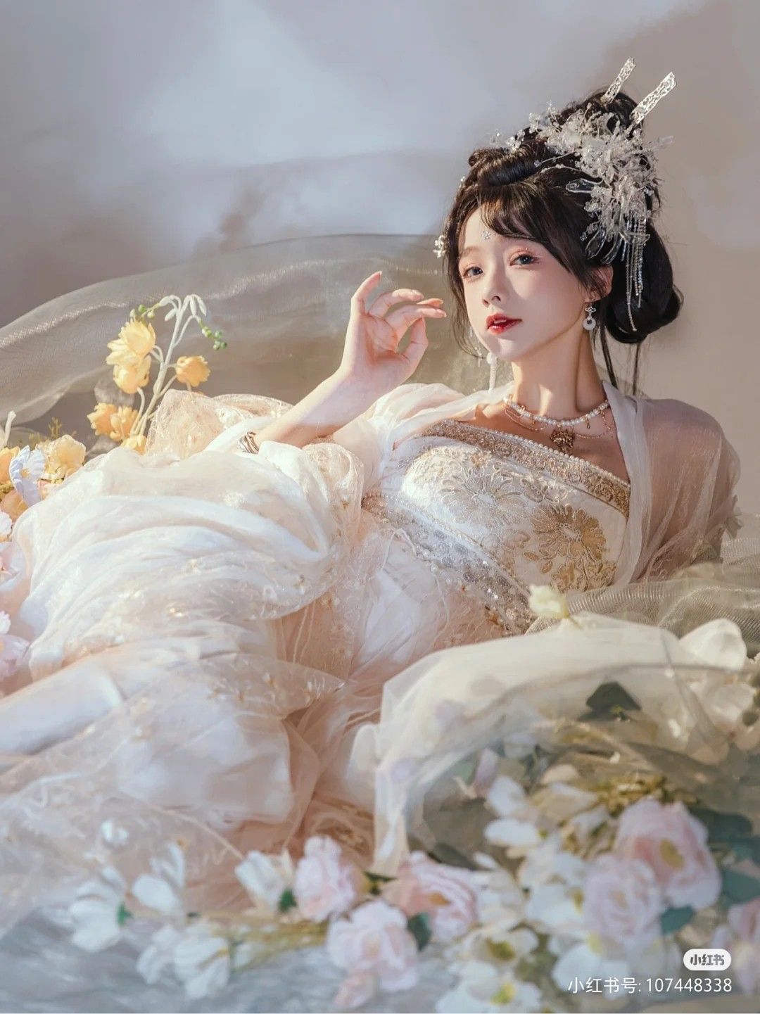 The Rise of the Internet-Famous Cheongsam:A Cultural Phenomenon in the Digital Age The Rise of the Internet-Famous Cheongsam:A Cultural Phenomenon in the Digital Age