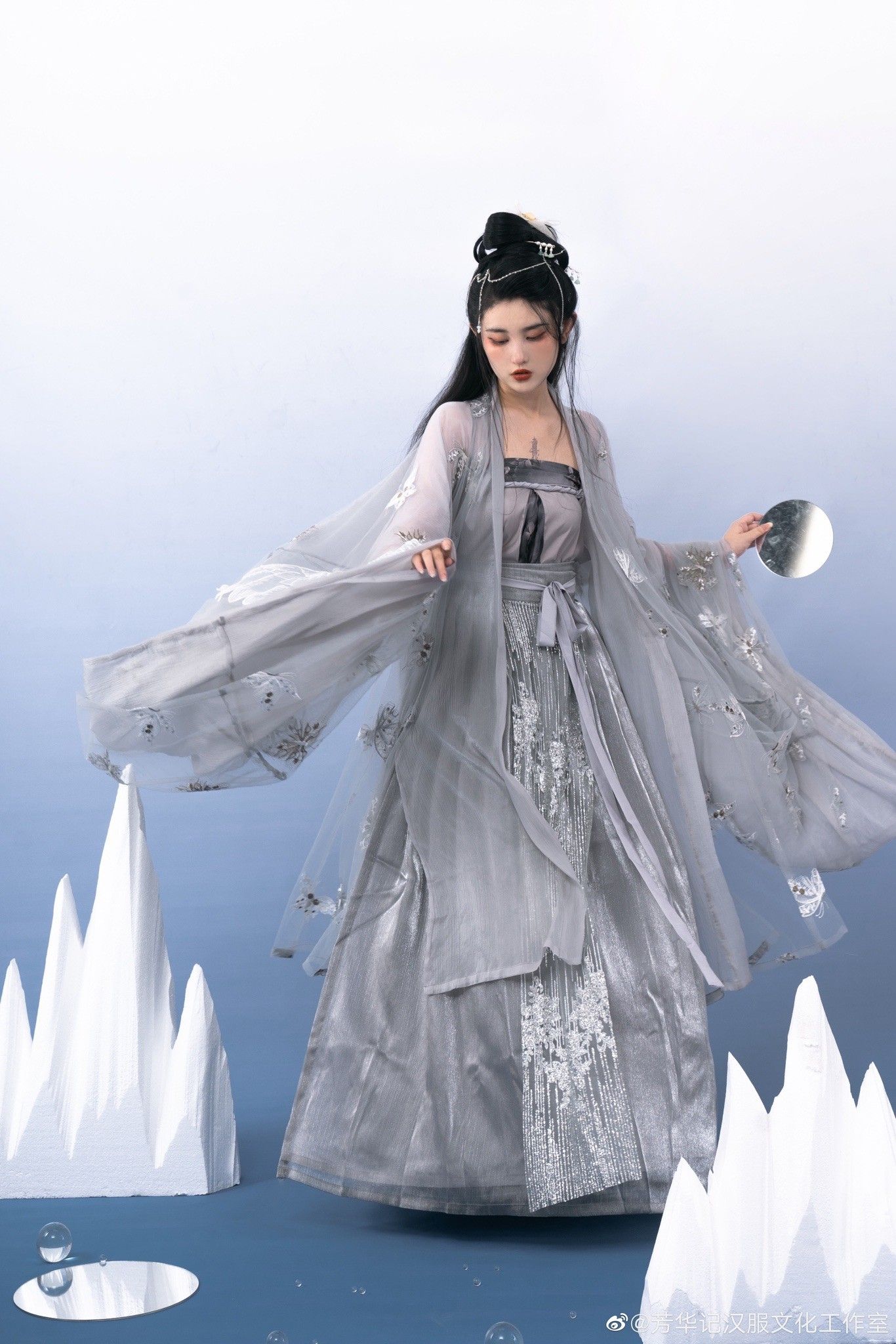 The Rise of Hanfu Girls Sleepwear:Embracing Traditional Elegance in Comfort The Rise of Hanfu Girls Sleepwear:Embracing Traditional Elegance in Comfort