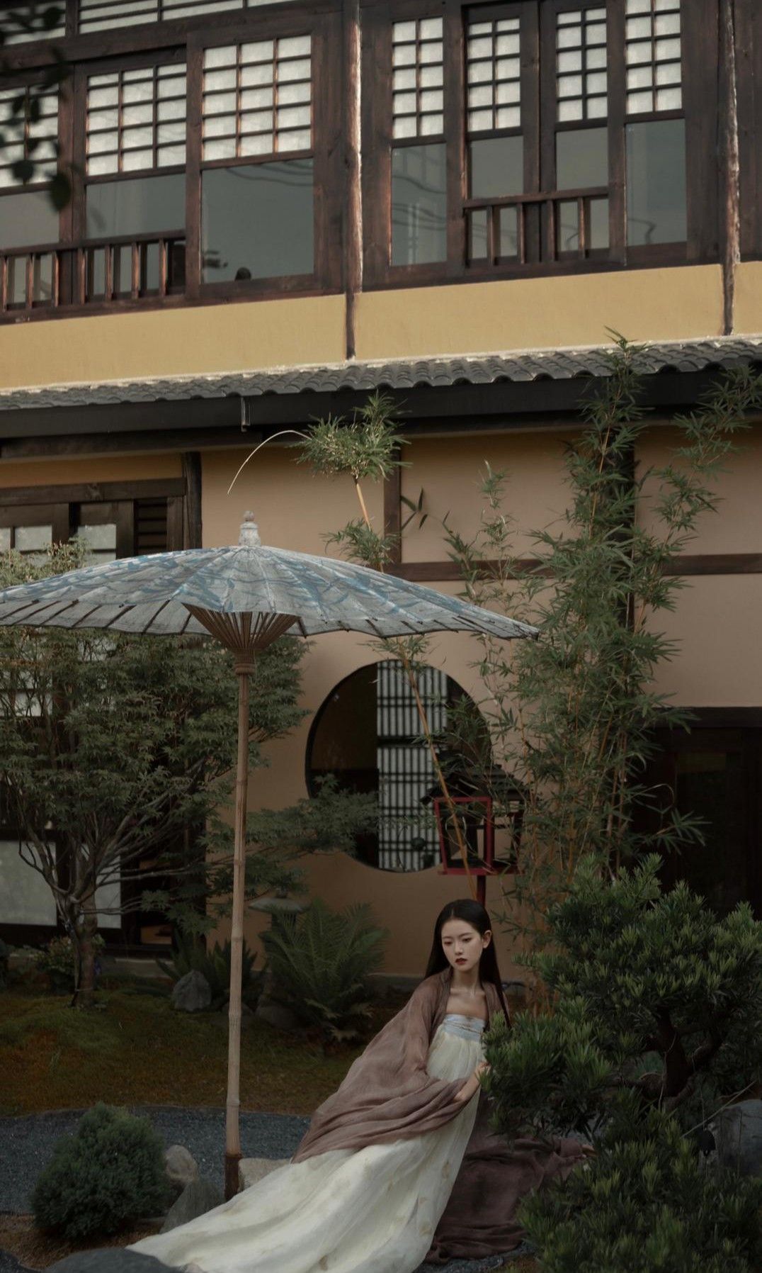 The Rise of Cheongsam-Inspired Cardigans:A Blend of Traditional Elegance and Modern Comfort The Rise of Cheongsam-Inspired Cardigans:A Blend of Traditional Elegance and Modern Comfort