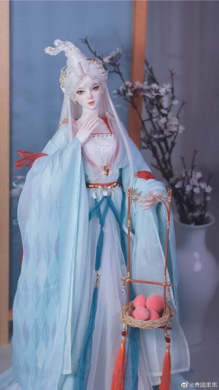 The Splendor of Li Susu:Exploring the World of Changyue Jinmings Hanfu Fashion The Splendor of Li Susu:Exploring the World of Changyue Jinmings Hanfu Fashion