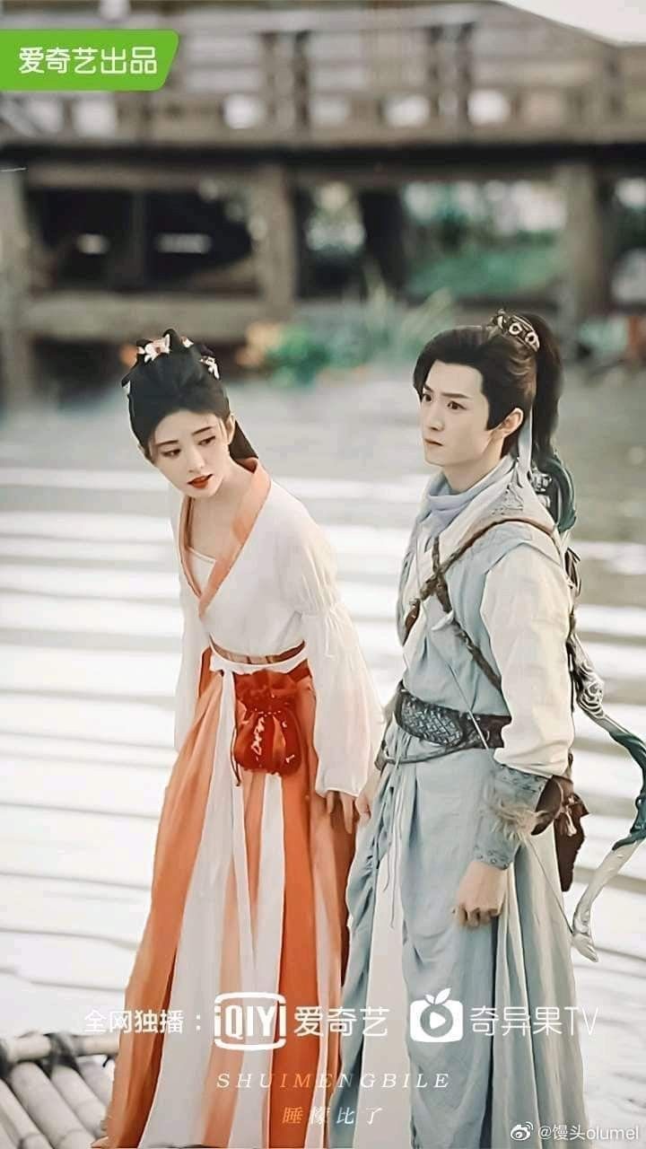 The Splendor of Hanfu with a Cape:A Journey into Traditional Chinese Elegance The Splendor of Hanfu with a Cape:A Journey into Traditional Chinese Elegance