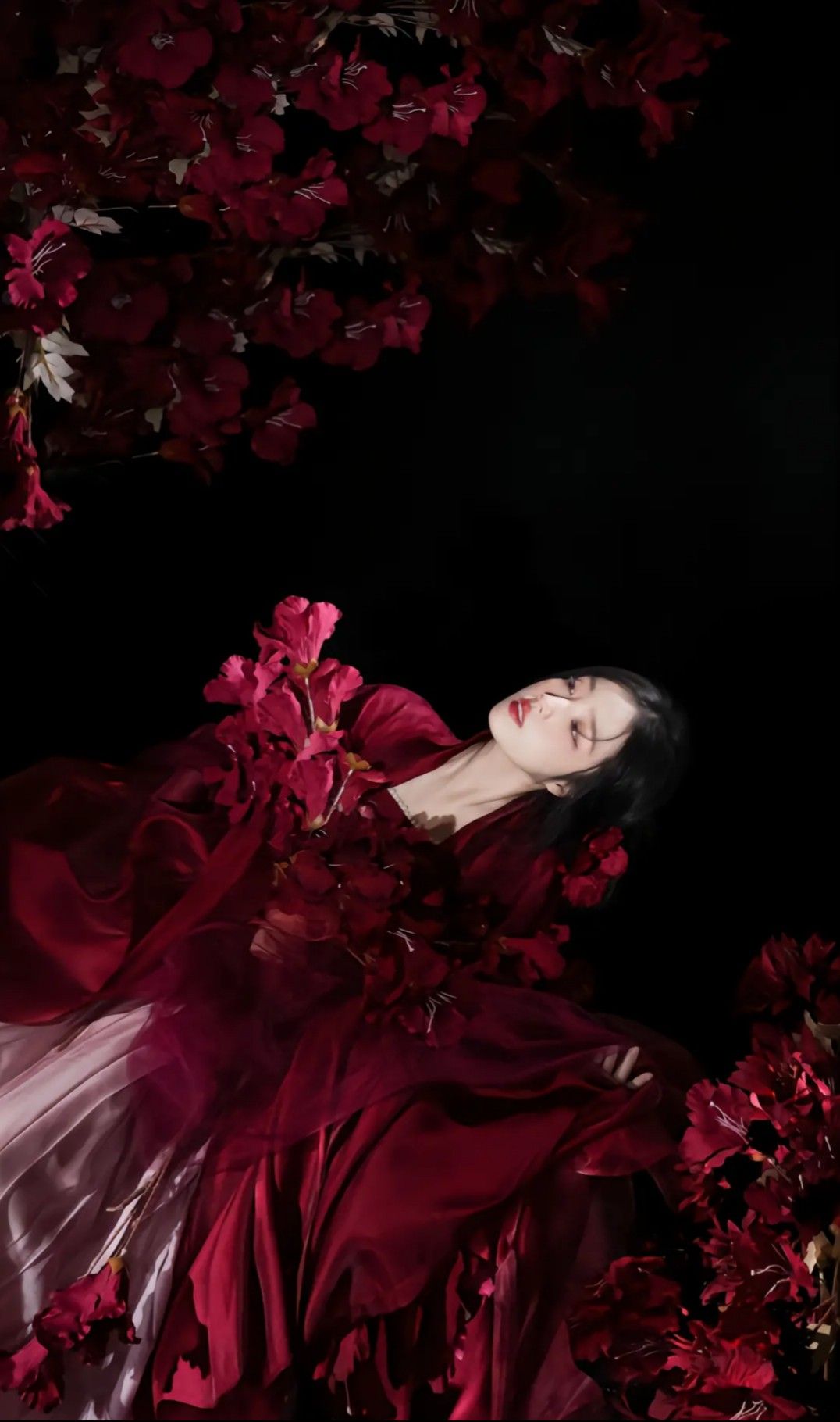 Violet Short-Style Cheongsam:A Glimpse into Traditional Elegance Violet Short-Style Cheongsam:A Glimpse into Traditional Elegance