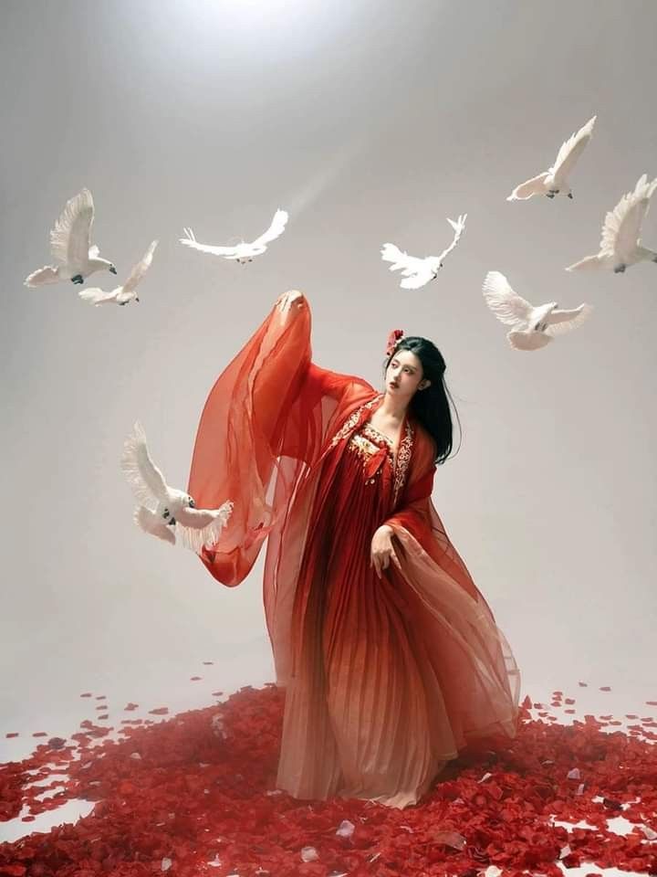 Winter Fashion in Traditional Hanfu:A Daily Guide to Wearing Han Clothing in Cold Weather Winter Fashion in Traditional Hanfu:A Daily Guide to Wearing Han Clothing in Cold Weather