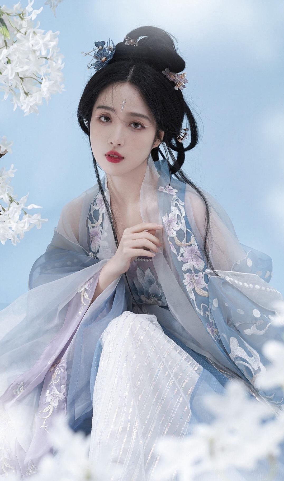 Traditional Chinese-Style Womens Tang Suit Short-sleeved Jacket Traditional Chinese-Style Womens Tang Suit Short-sleeved Jacket