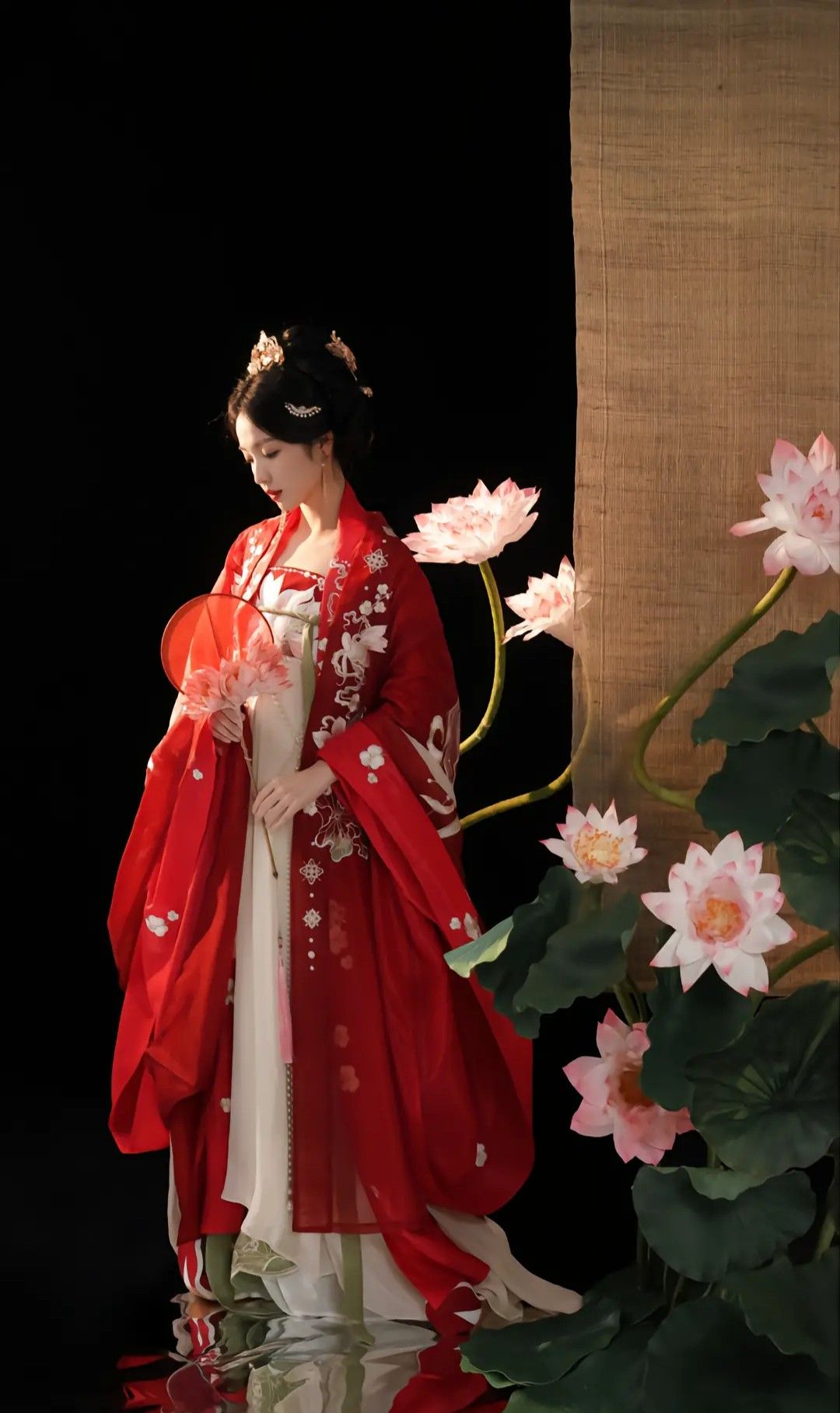 The Red Hanfu:A Womans昭愿 in Traditional Elegance The Red Hanfu:A Womans昭愿 in Traditional Elegance