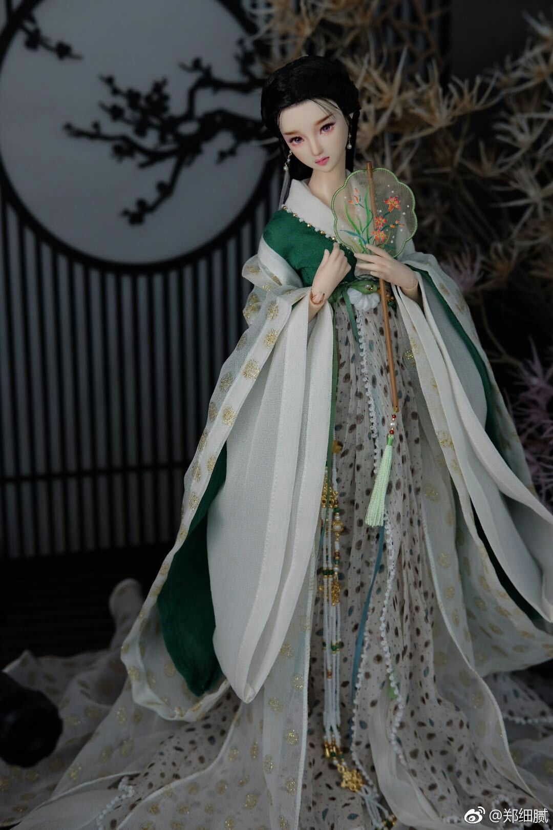 The Splendor of Fengxi Cheongsam:A Cultural Journey Through Time The Splendor of Fengxi Cheongsam:A Cultural Journey Through Time