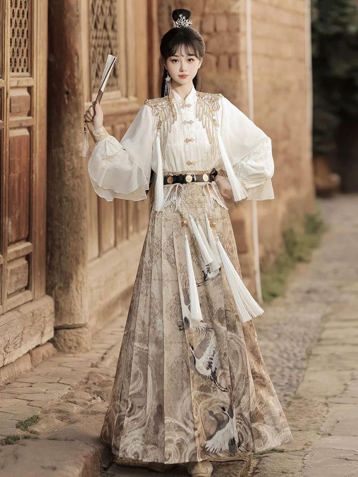 The Revival of Hanfu:Micro Summers Elegance in Traditional Chinese Attire The Revival of Hanfu:Micro Summers Elegance in Traditional Chinese Attire