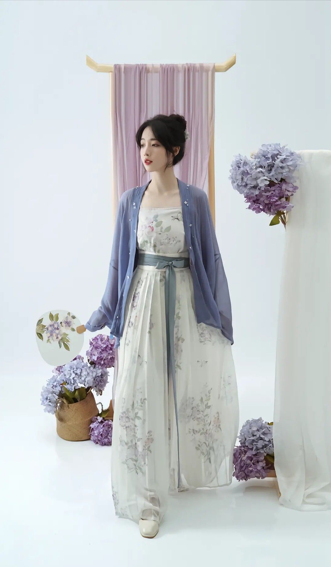 Autumn Winter Stylish妆花马面裙:A Blend of Tradition and Modernity Autumn Winter Stylish妆花马面裙:A Blend of Tradition and Modernity