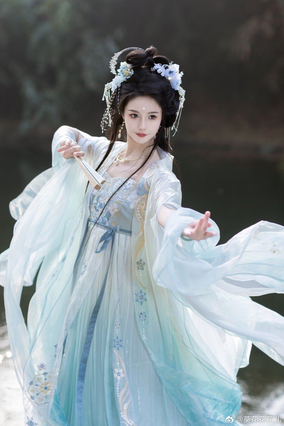 The Splendor of Jin-Wei Style Hanfu:A Journey into Traditional Chinese Clothing The Splendor of Jin-Wei Style Hanfu:A Journey into Traditional Chinese Clothing