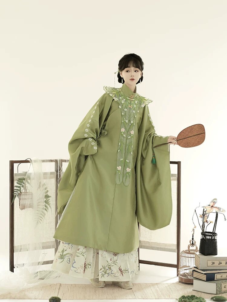 Winter Womens Ancient Style Coats:A Blend of Tradition and Warmth Winter Womens Ancient Style Coats:A Blend of Tradition and Warmth