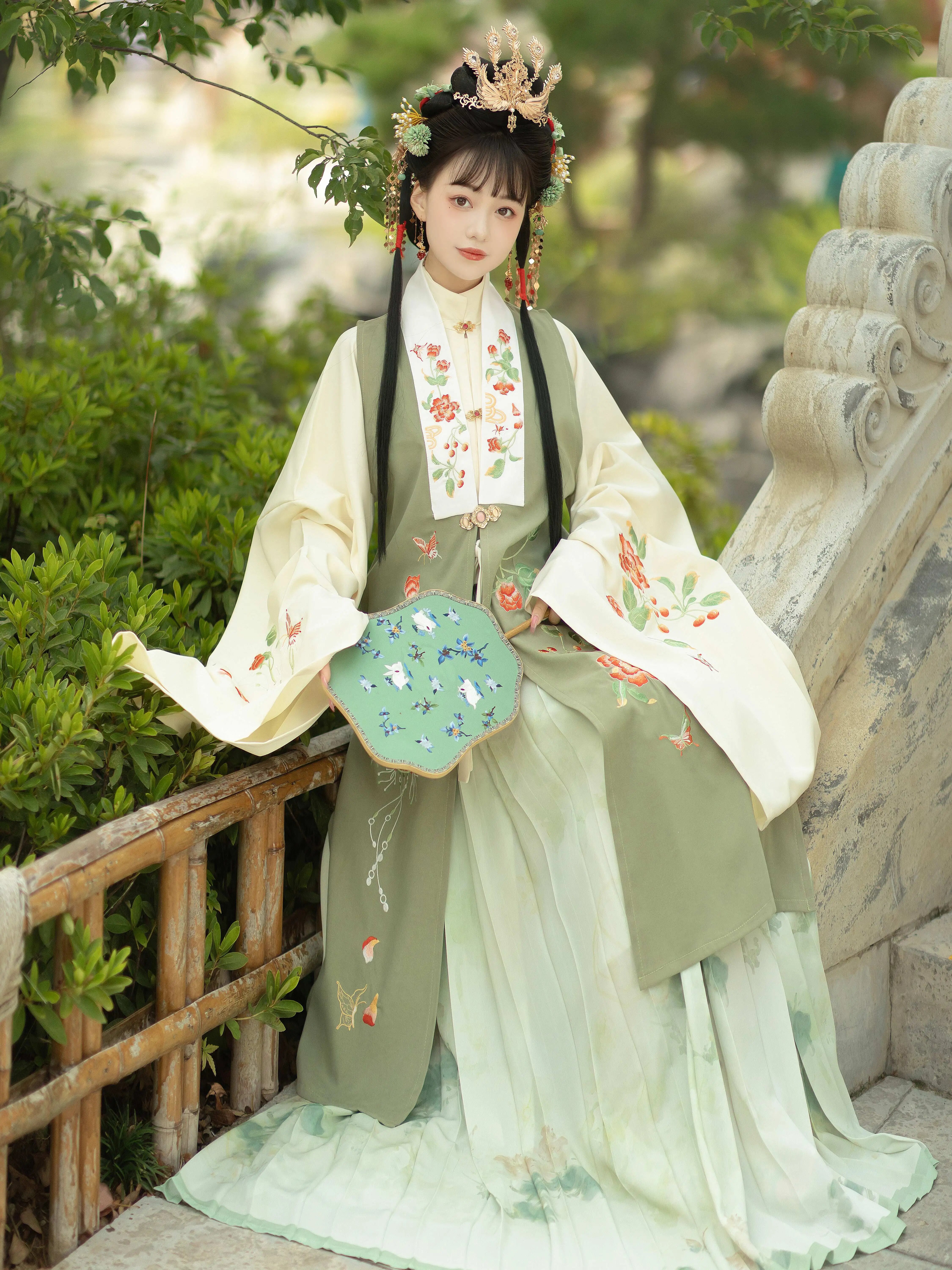 新中式旗袍拜年服 新中式旗袍拜年服