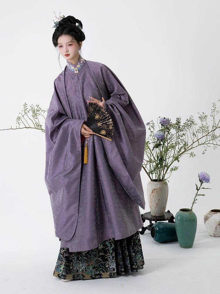 Miao Ethnic Regions Unique Hanfu:A Journey into the Exotic Beauty of Traditional Clothing in China Miao Ethnic Regions Unique Hanfu:A Journey into the Exotic Beauty of Traditional Clothing in China