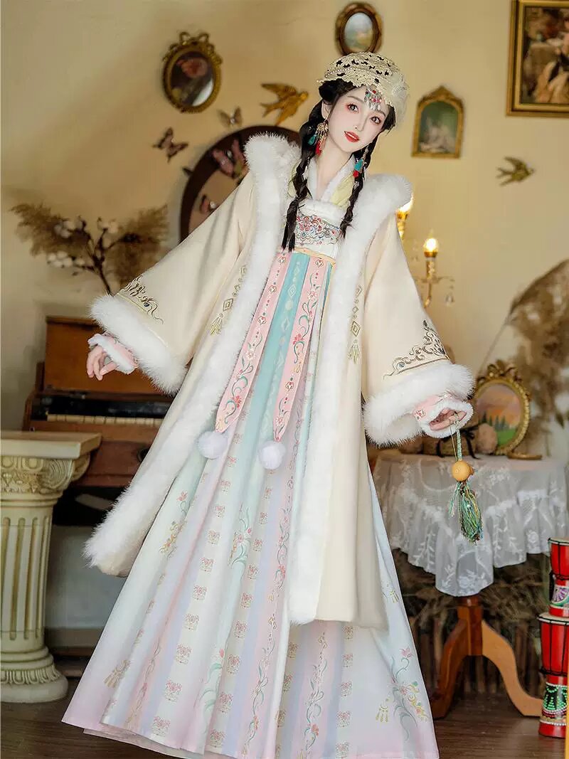 Traditional Chinese Style MaFace Skirt and Shoes for Children in Autumn Winter Fashion Traditional Chinese Style MaFace Skirt and Shoes for Children in Autumn Winter Fashion
